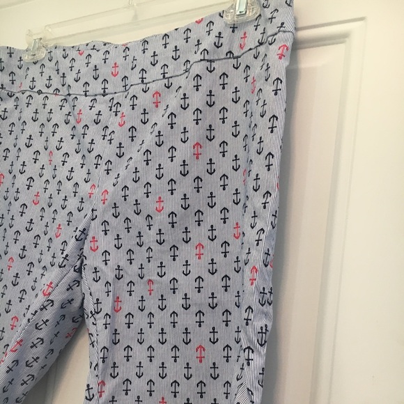 Cathy Sailor Print Bermuda Pull on shorts - Picture 2 of 8